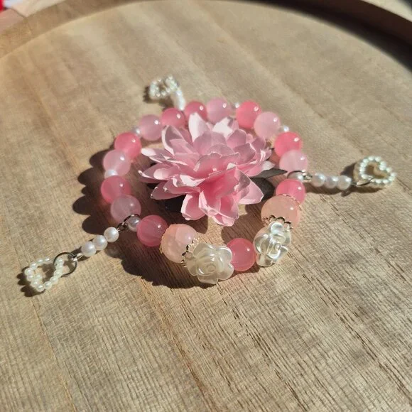 Handmade cupid charm bracelet - Picture 1 of 6